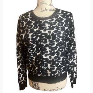 Romeo & Juliet Couture Black and White Patterned Longsleeve Sweater